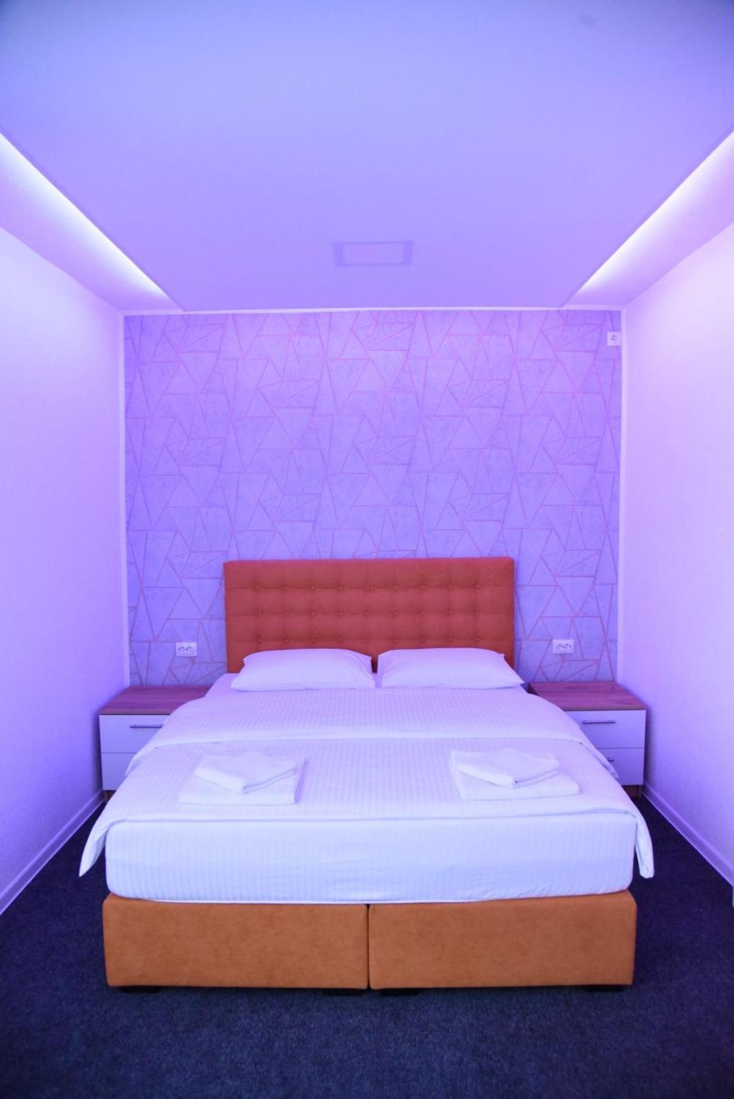 Vb Apartmani Prijedor Luaran gambar