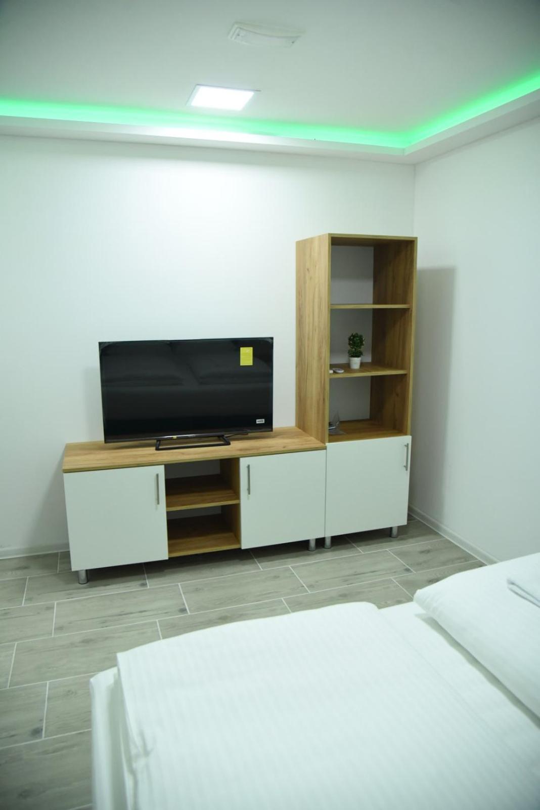 Vb Apartmani Prijedor Luaran gambar