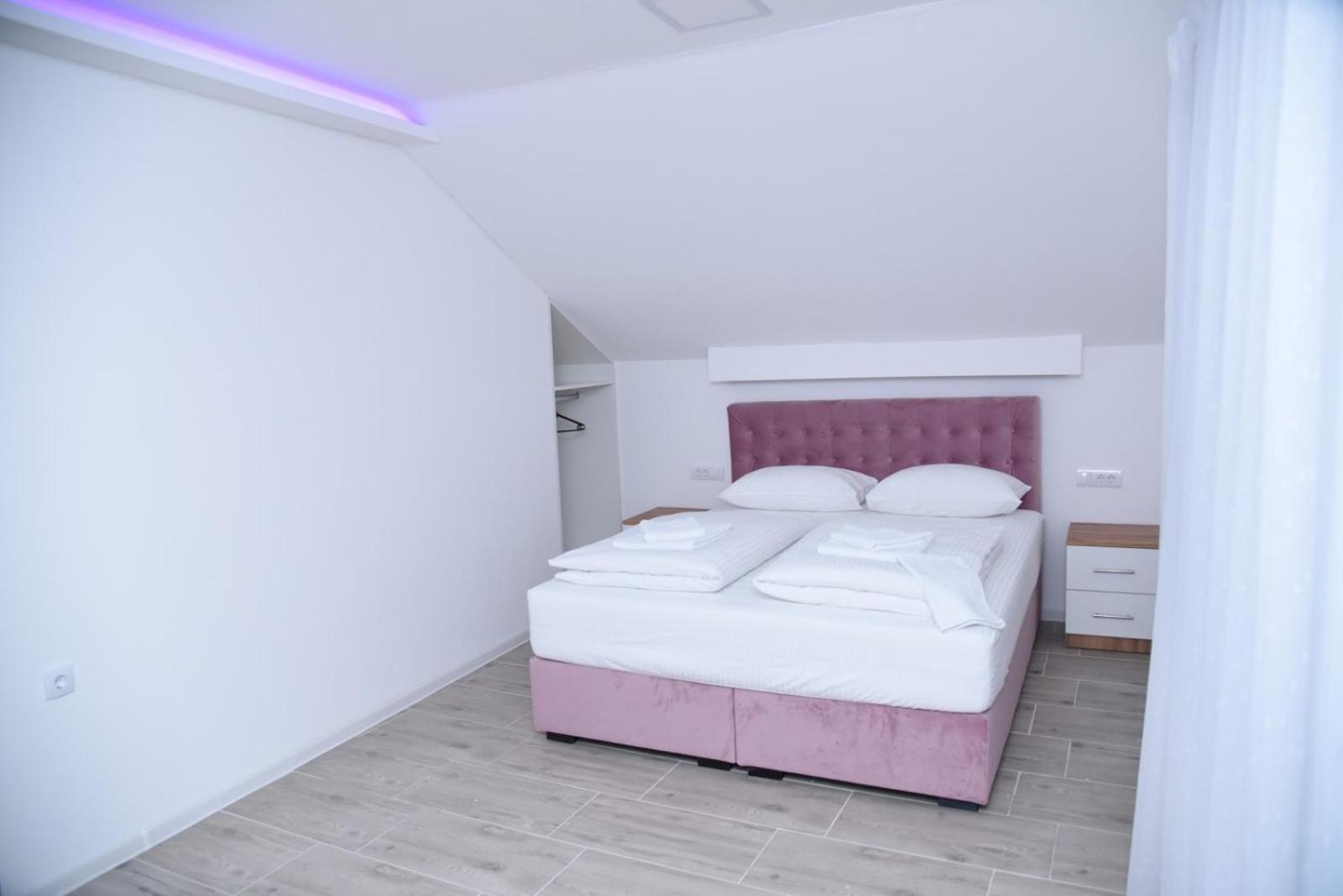 Vb Apartmani Prijedor Luaran gambar