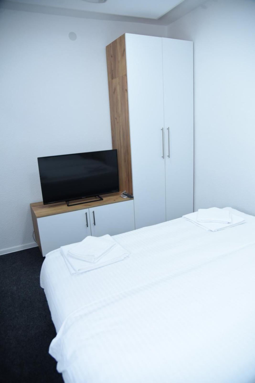 Vb Apartmani Prijedor Luaran gambar