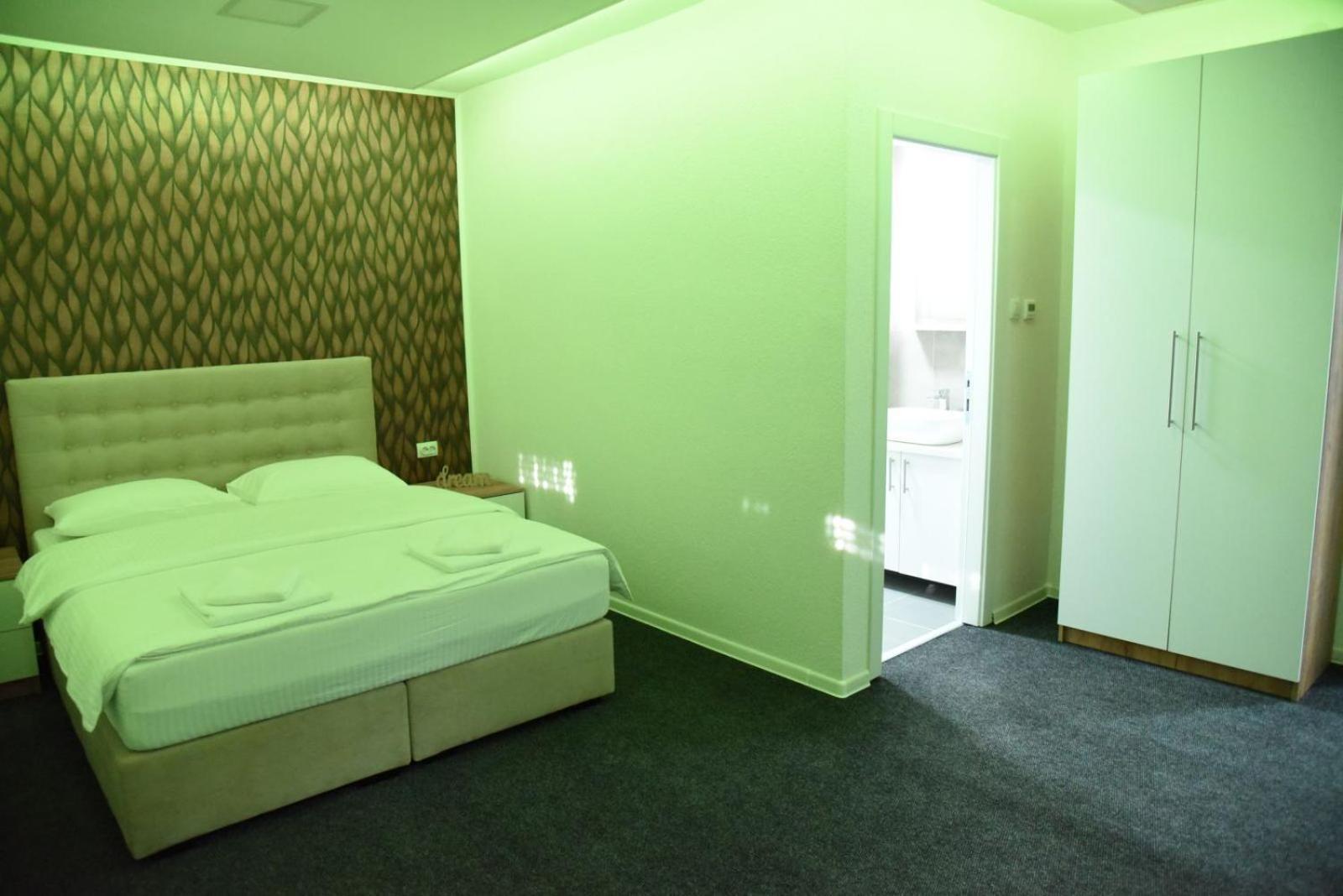 Vb Apartmani Prijedor Luaran gambar